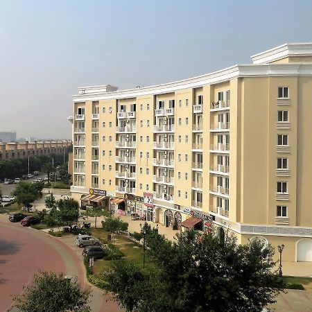Vrindavan Inn Dış mekan fotoğraf