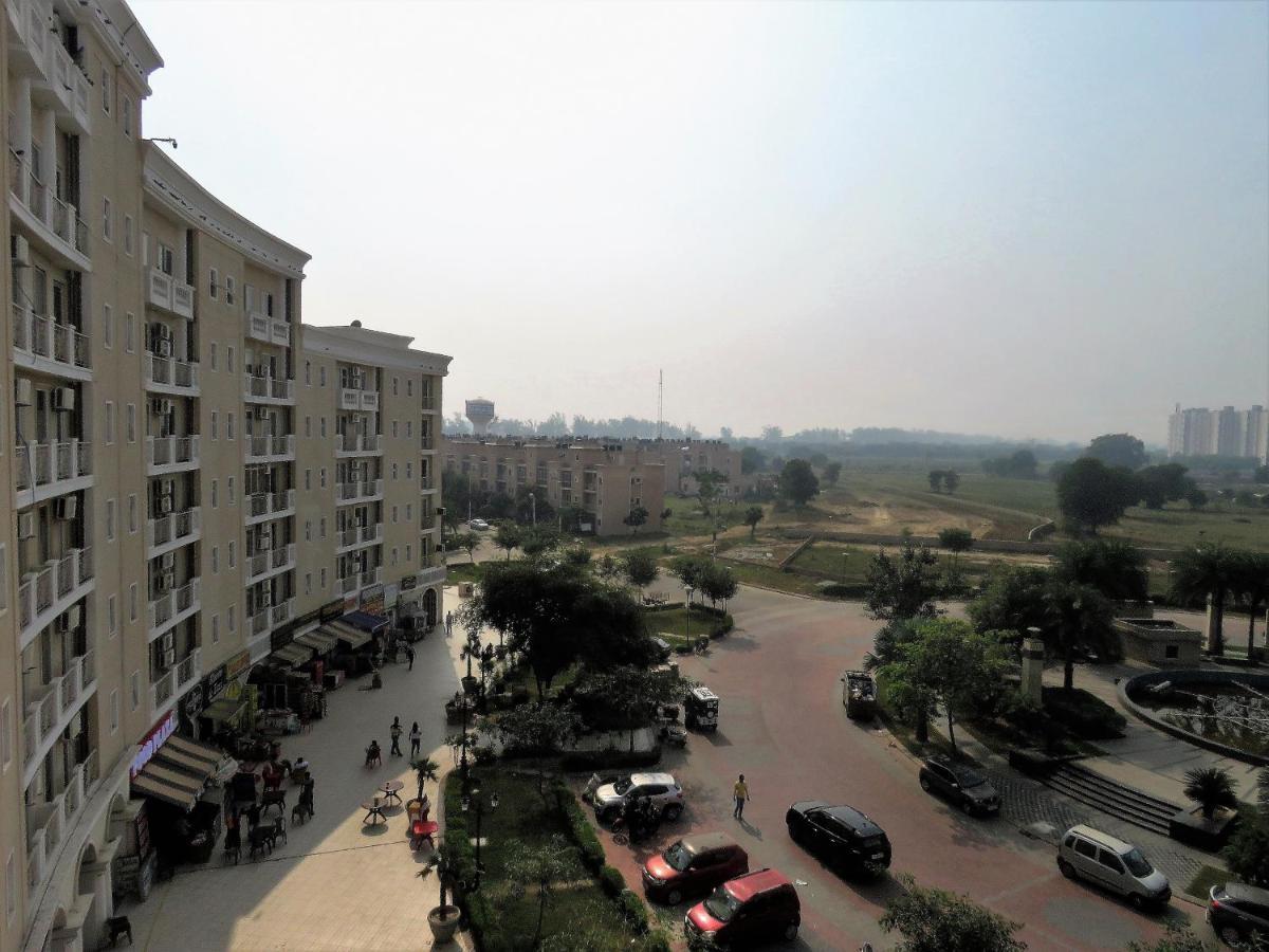 Vrindavan Inn Dış mekan fotoğraf