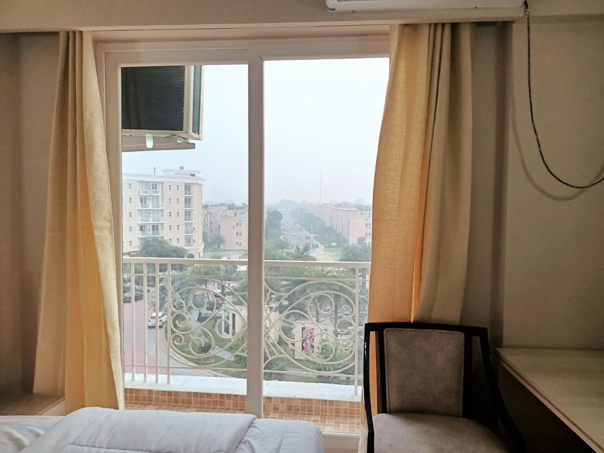 Vrindavan Inn Dış mekan fotoğraf