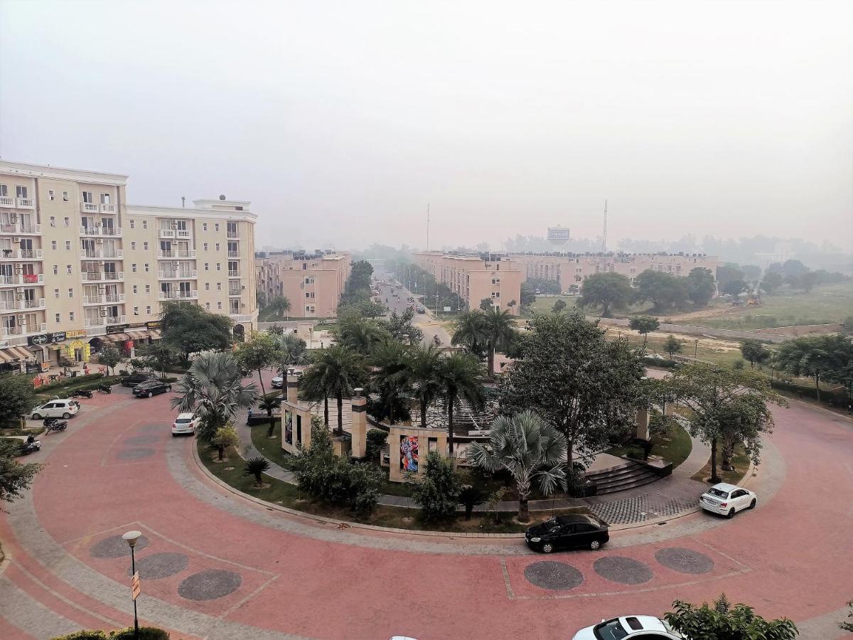 Vrindavan Inn Dış mekan fotoğraf